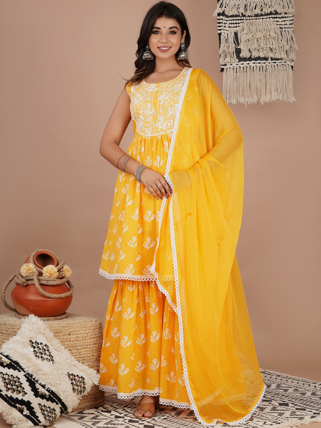 

JAIPUR PRIME Women Yellow Printed Thread Work Pure Cotton Kurta with sharara