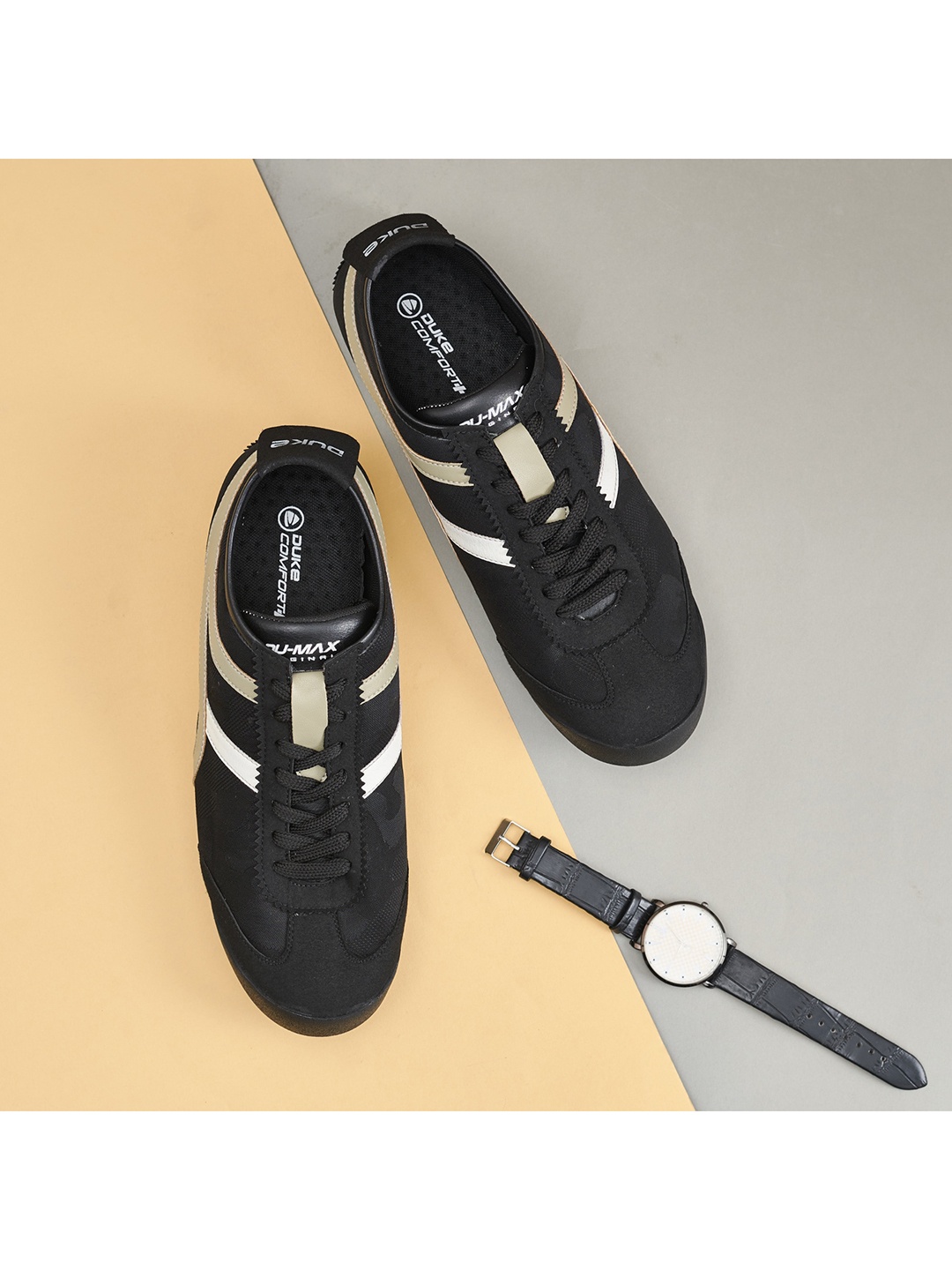 

Duke Men Black Colourblocked Sneakers