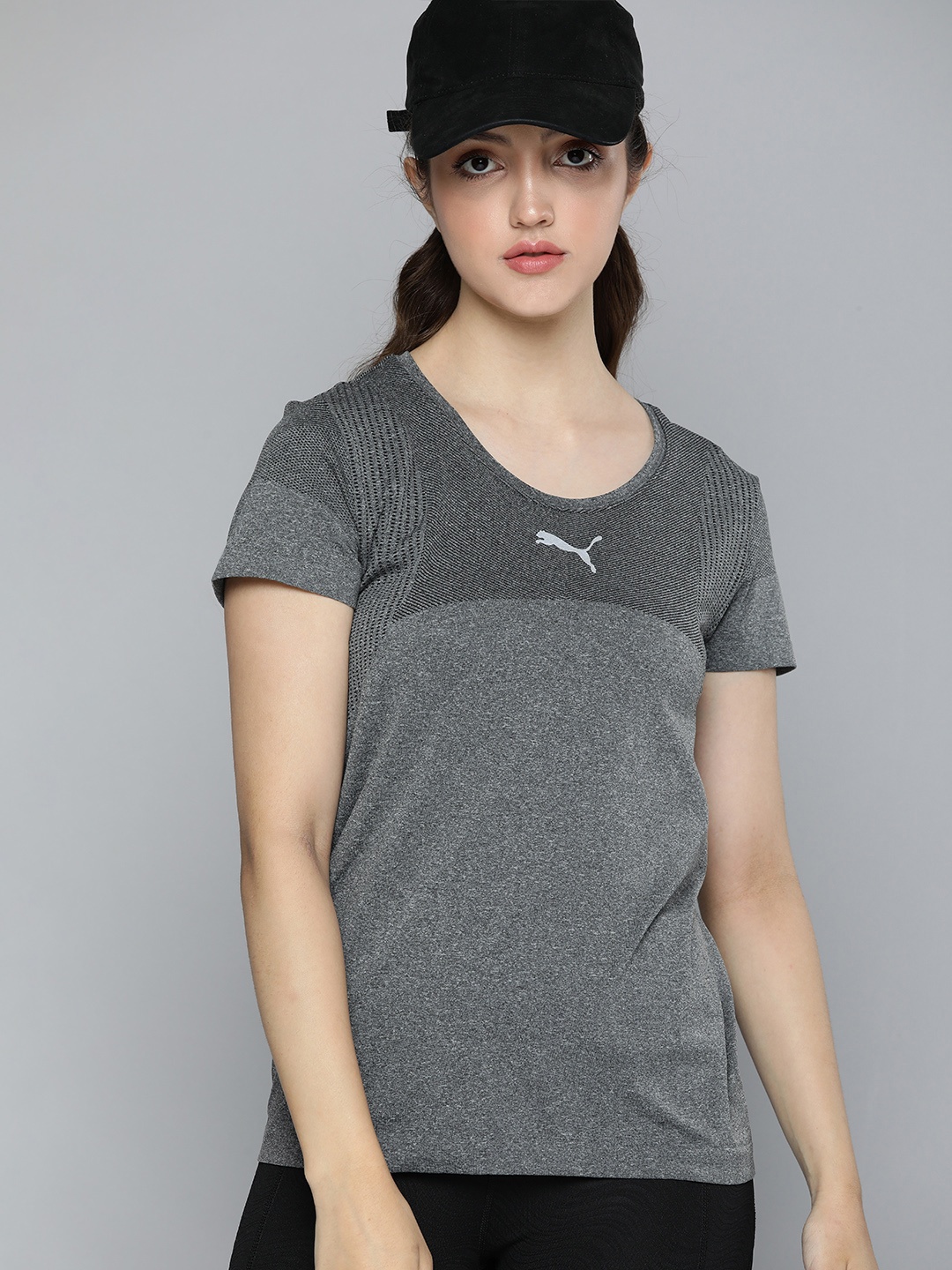 

Puma Women Charcoal Black Slim Fit evoKNIT Seamless dryCELL T-shirt