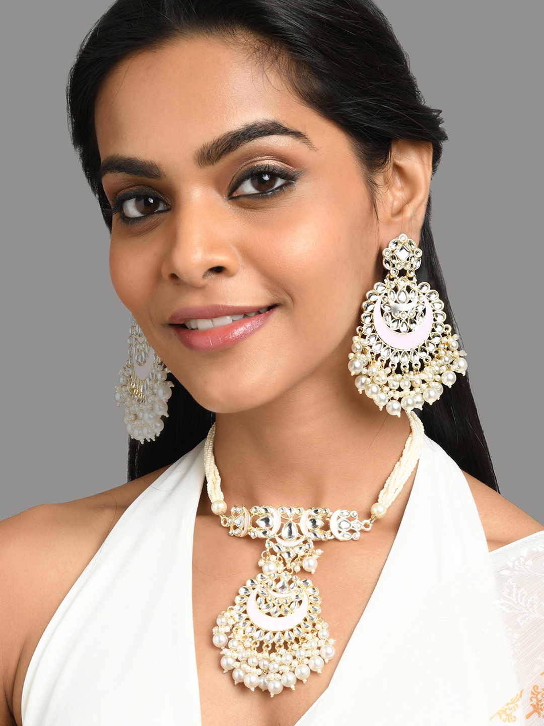 

Fida Gold-Plated White Kundan & Pearl Studded Handcrafted Jewellery Set