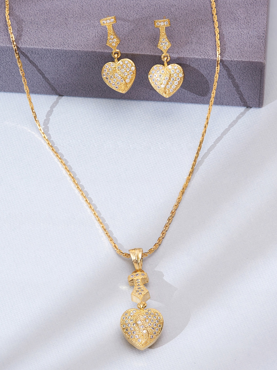 

Fida Gold-Plated American Diamond Studded Jewellery Set