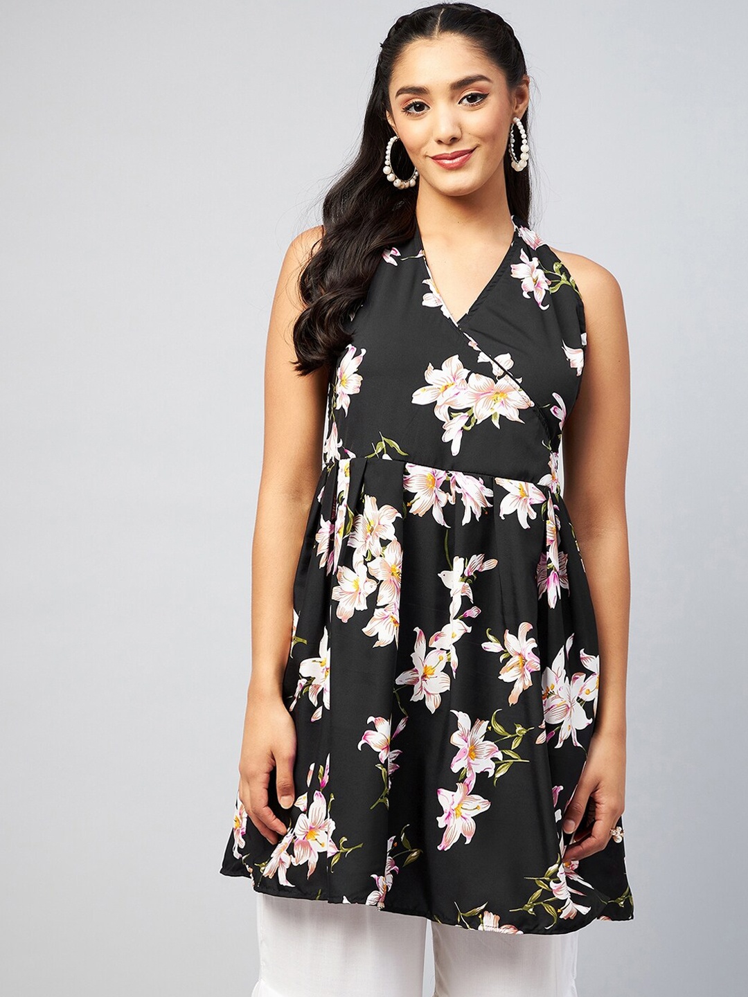 

InWeave Black Floral Printed Halter Neck Empire Kurti