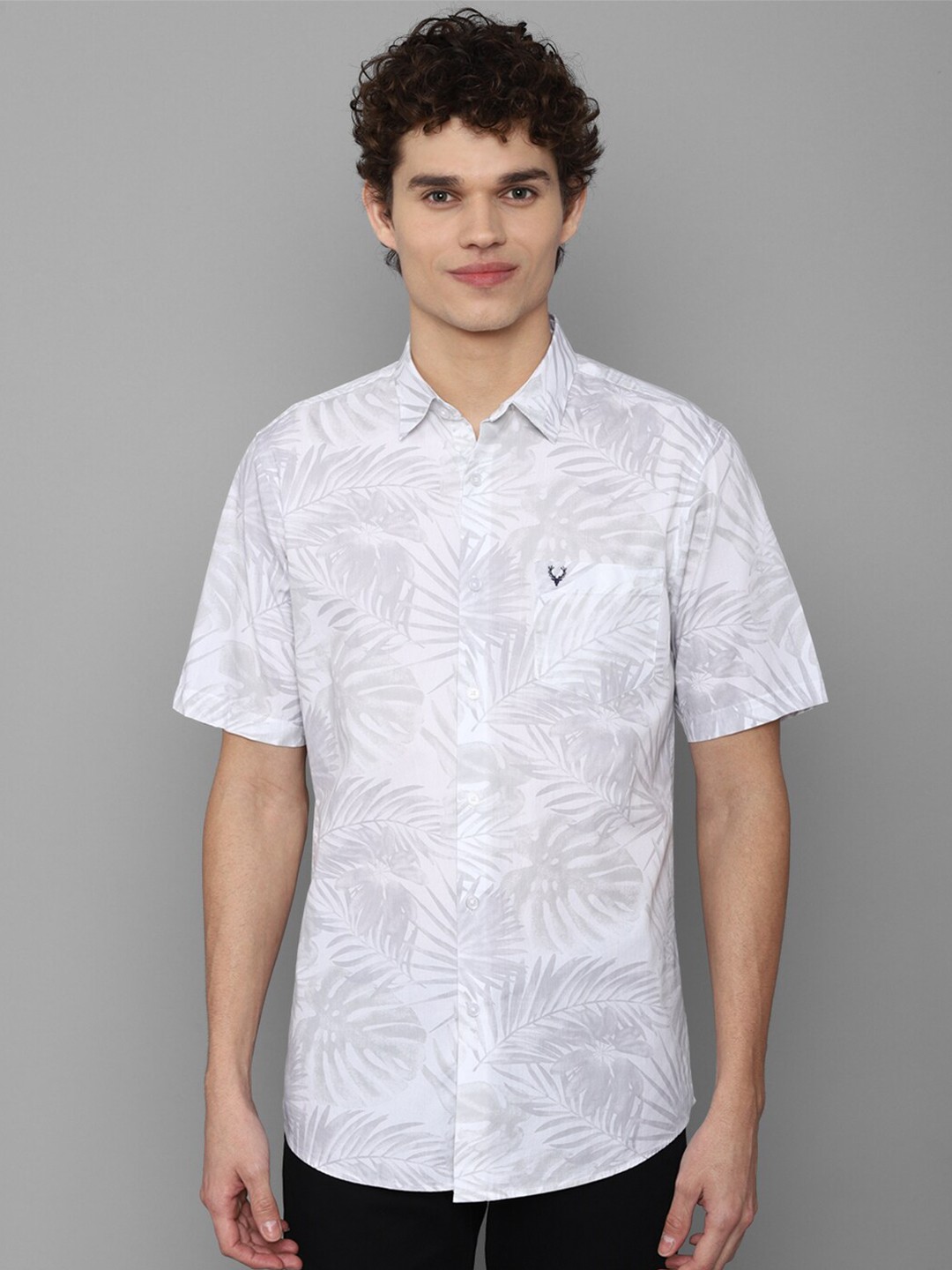 

Allen Solly Men White Slim Fit Floral Printed Casual Shirt