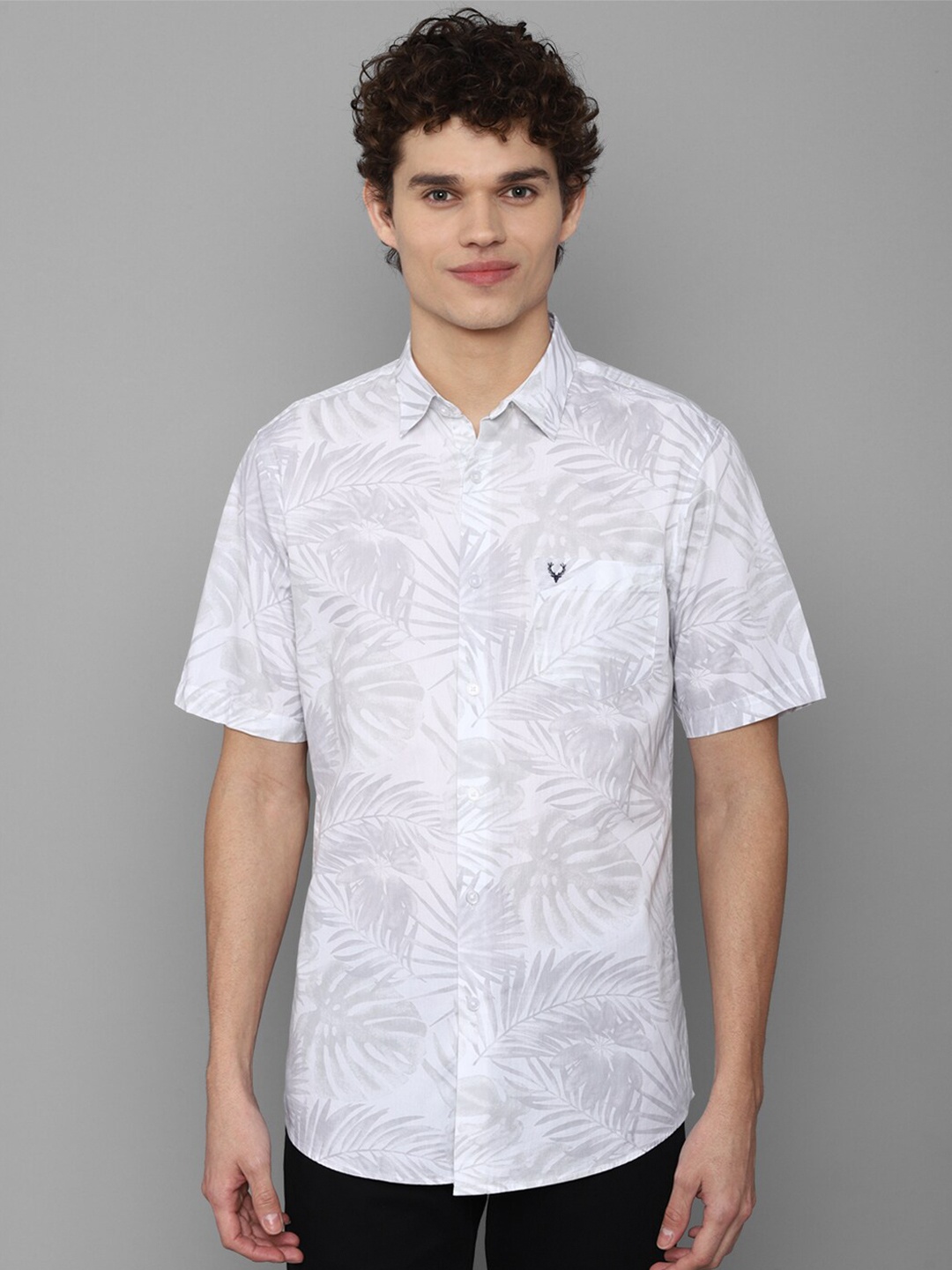 

Allen Solly Men Purple Slim Fit Floral Printed Casual Shirt