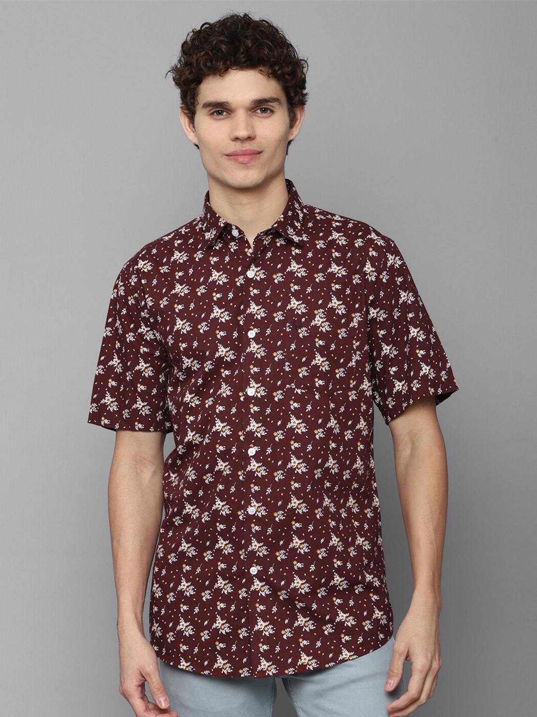 

Allen Solly Men Maroon Slim Fit Floral Printed 100% Cotton Casual Shirt
