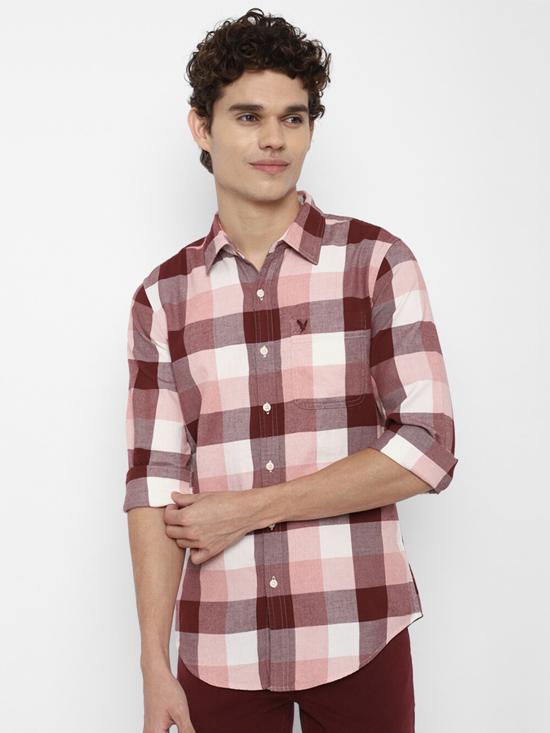 

AMERICAN EAGLE OUTFITTERS Men Pink Slim Fit Buffalo Checked Casual Shirt