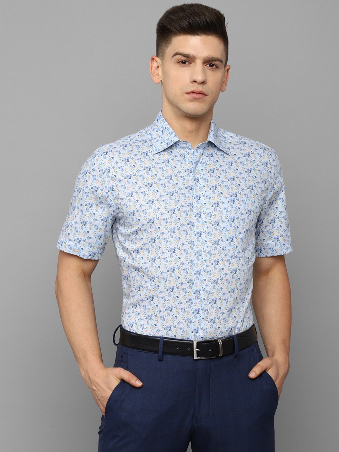 

Louis Philippe Men Blue Floral Printed Formal Shirt