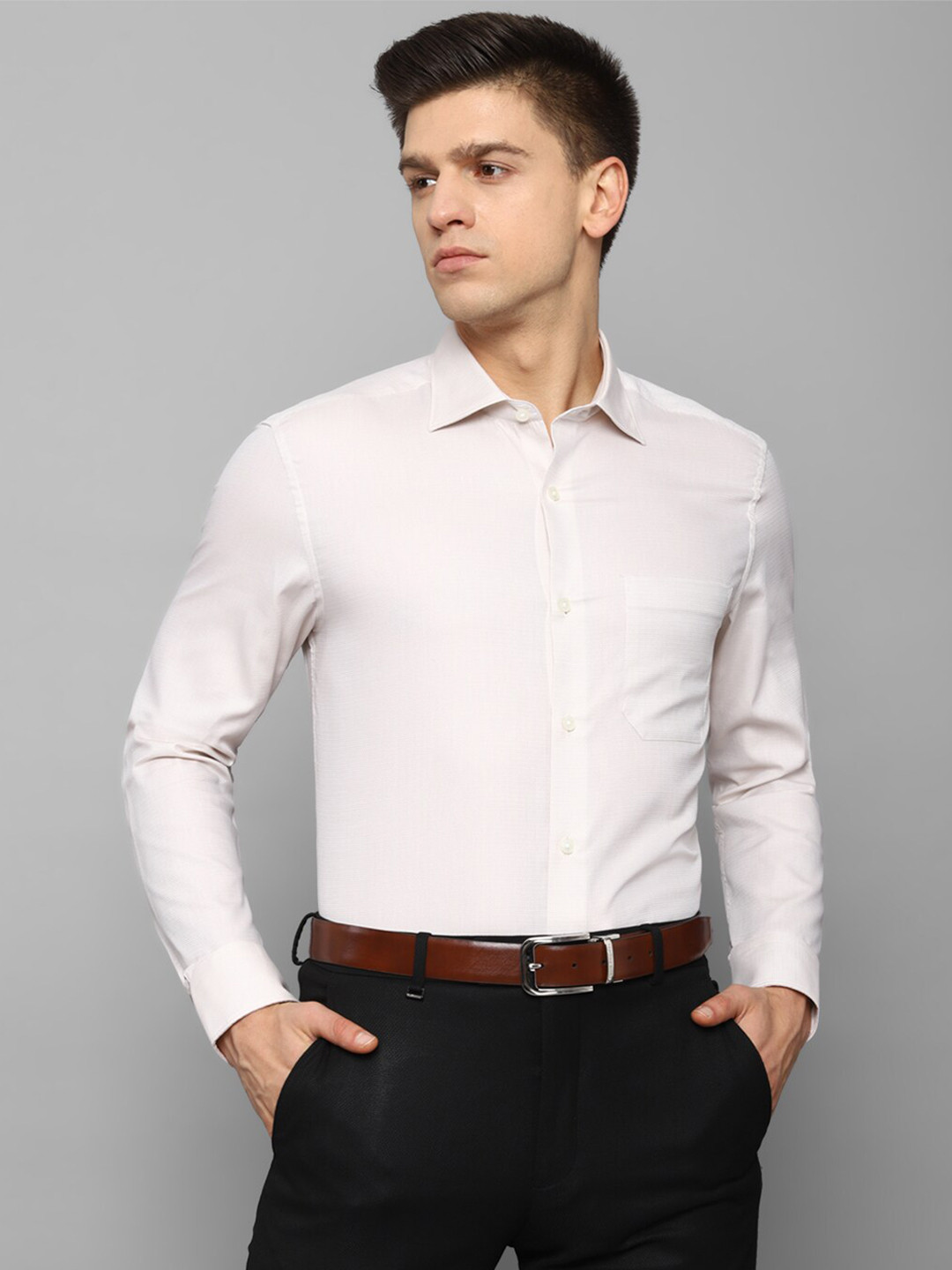 

Louis Philippe Men White Solid Cotton Formal Shirt