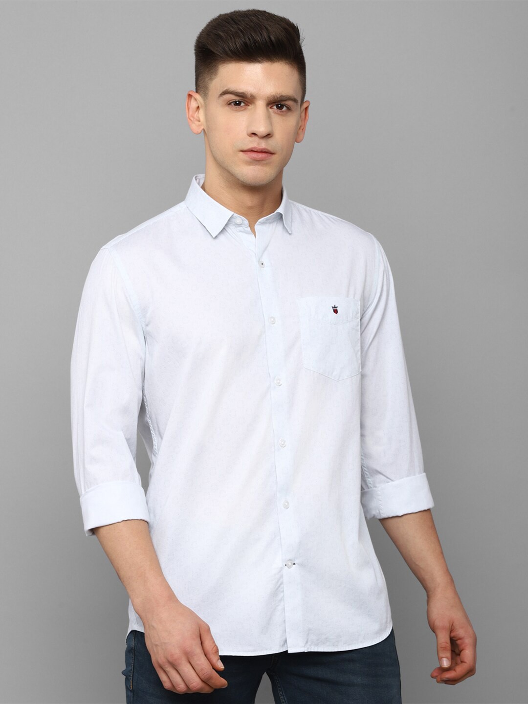 

Louis Philippe Sport Men White Slim Fit Solid Cotton Casual Shirt