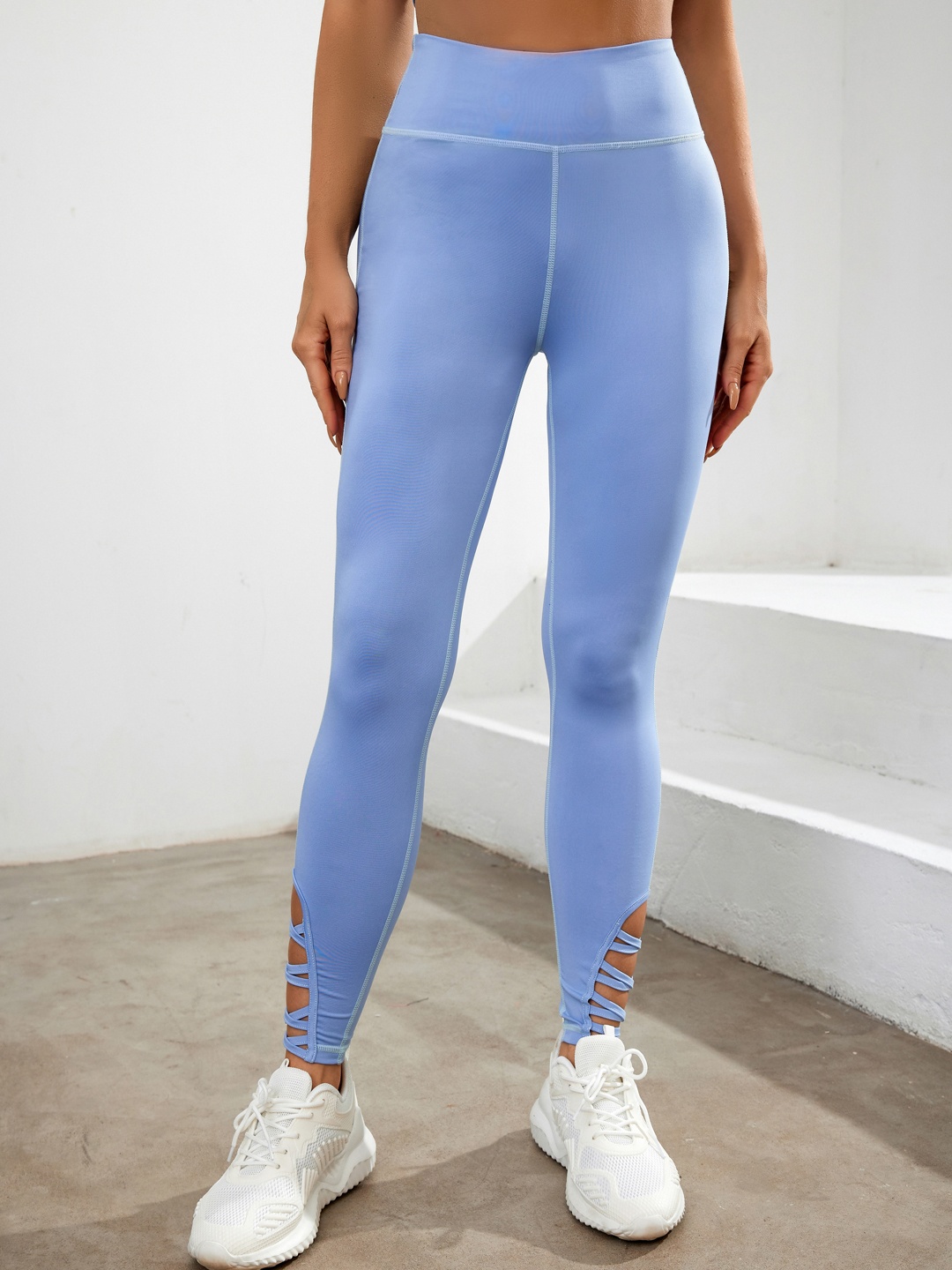

URBANIC Blue Cut Out Gym Tights