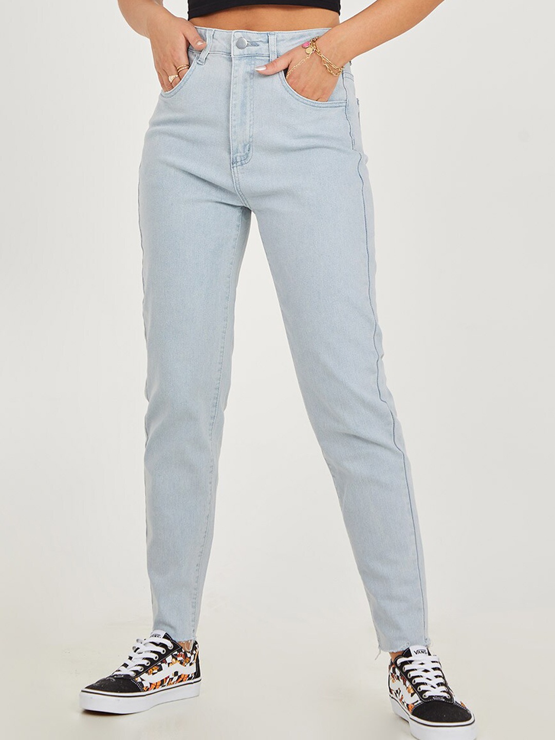 

Styli Women Blue Mom Fit High Rise Raw Edge Hem Denim Jeans