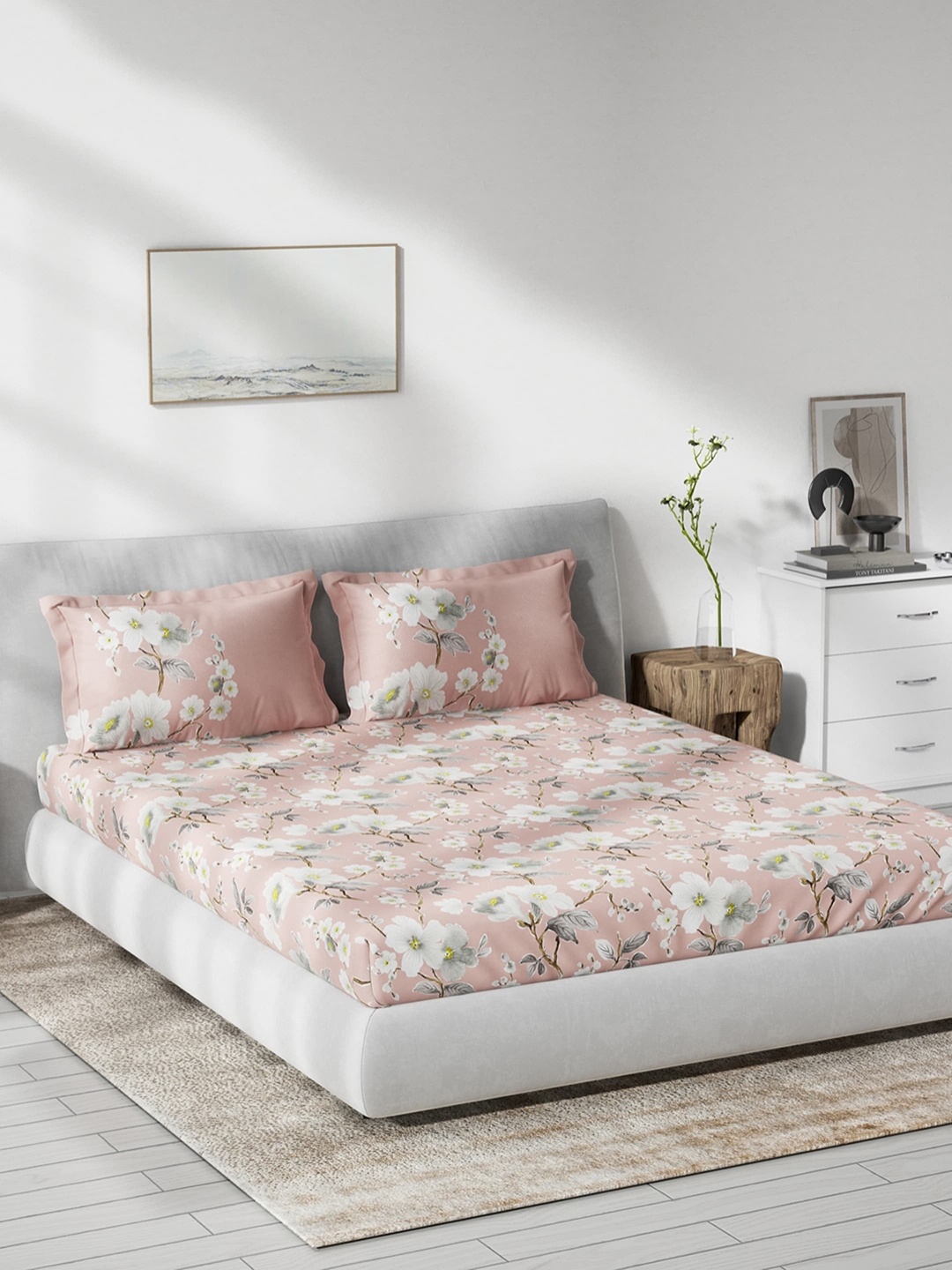 

DDecor Pink & White Floral 140 TC Cotton King Bedsheet with 2 Pillow Covers