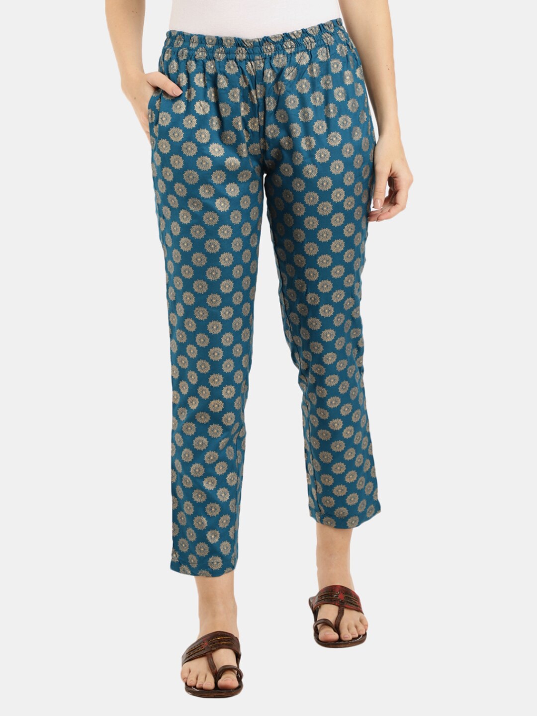 

V-Mart Women Teal & Gold-Toned Ethnic Motifs Printed Ethnic Palazzos