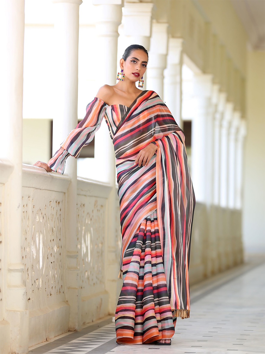 

Swtantra Multicoloured Striped Organza Saree, Multi
