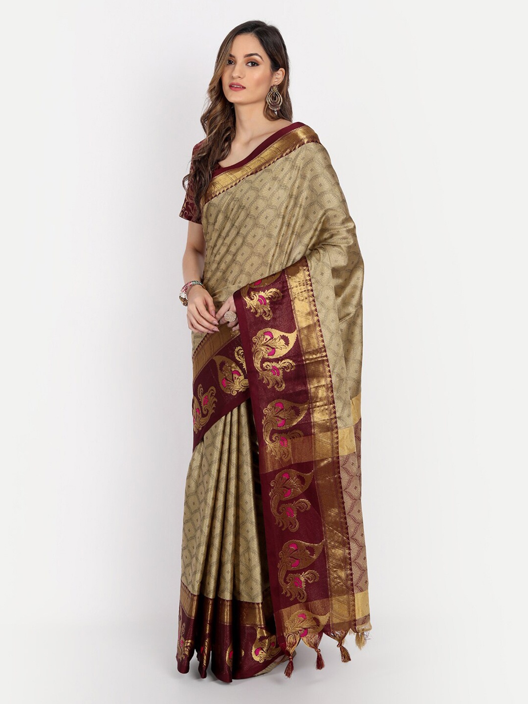 

Mitera Beige & Maroon Ethnic Motifs Zari Dharmavaram Saree