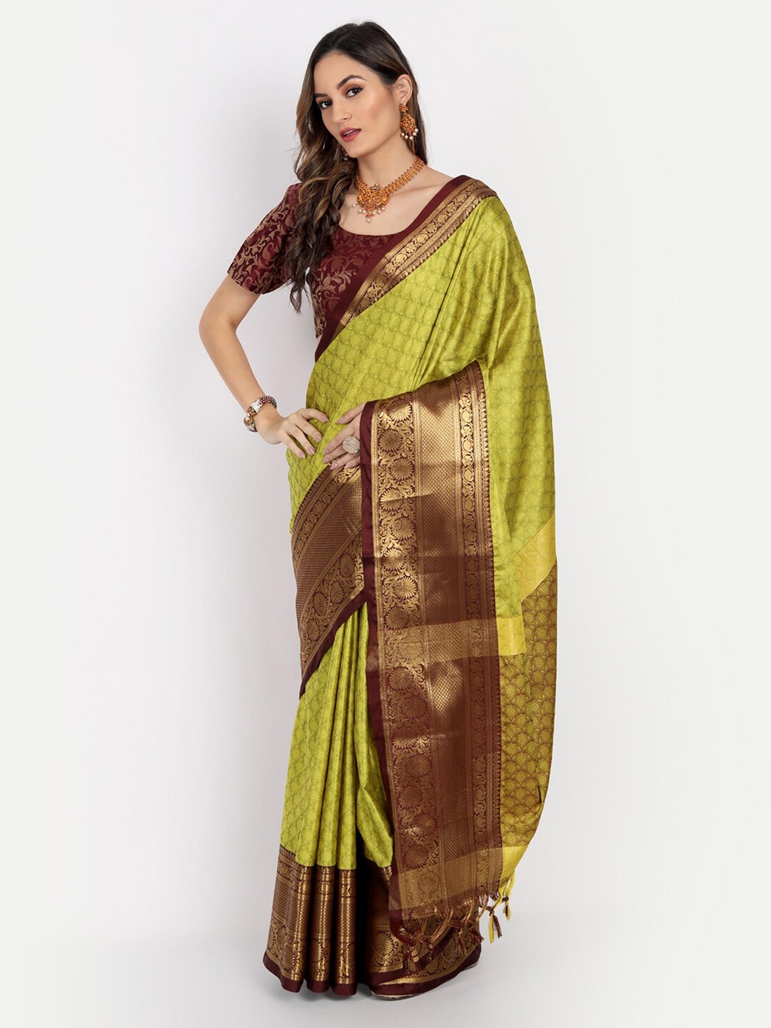 

Mitera Lime Green & Gold-Toned Woven Design Zari Dharmavaram Saree