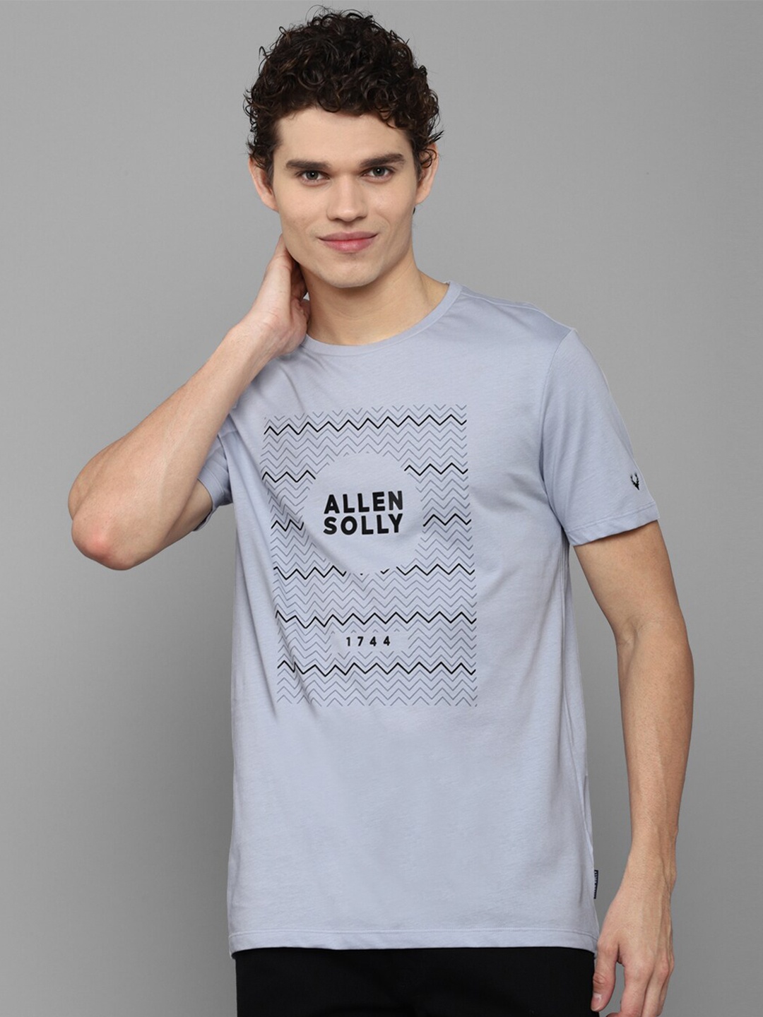 

Allen Solly Men Blue Printed Cotton T-shirt
