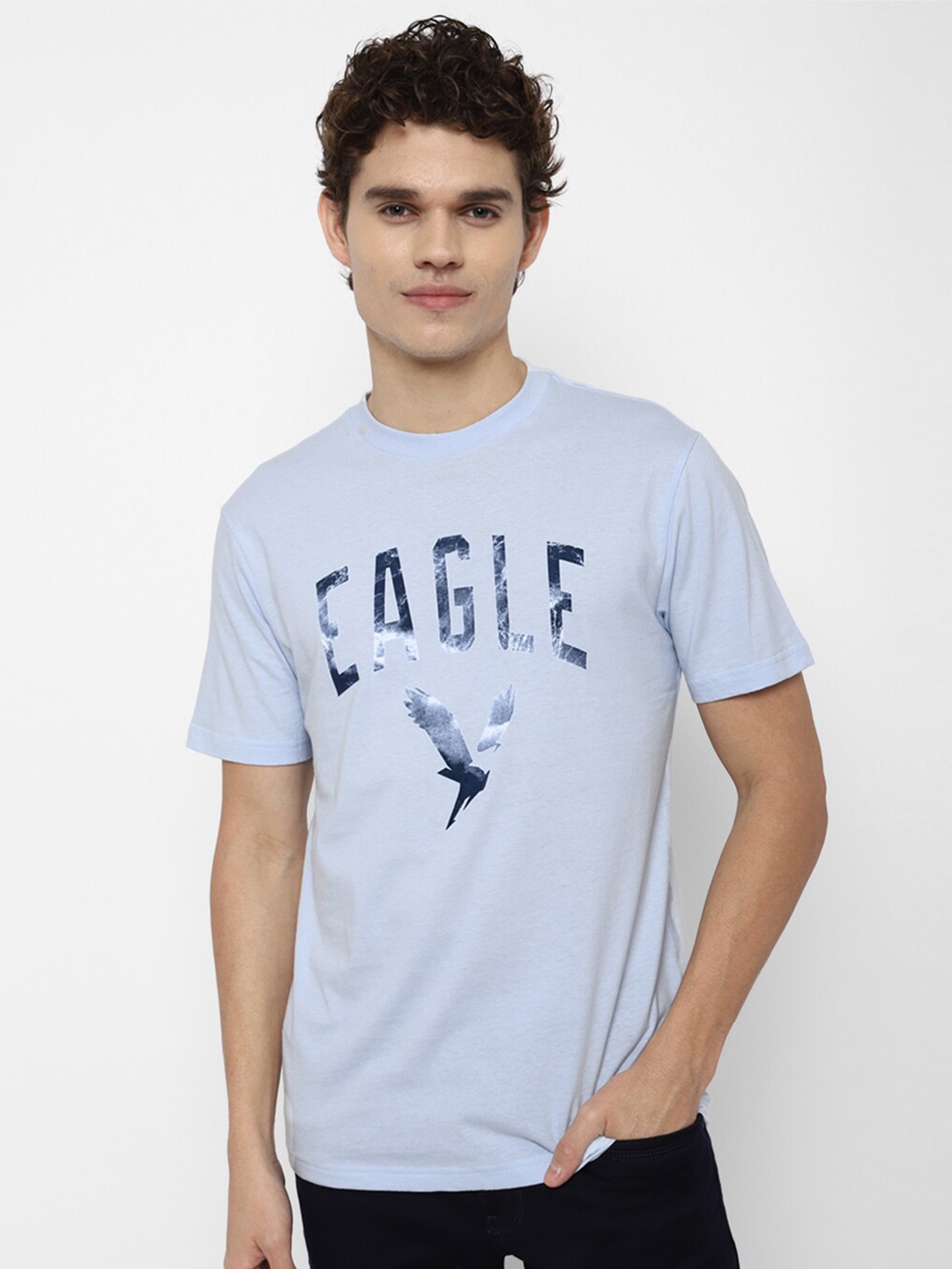 

AMERICAN EAGLE OUTFITTERS Men Blue Typography Printed Raw Edge T-shirt