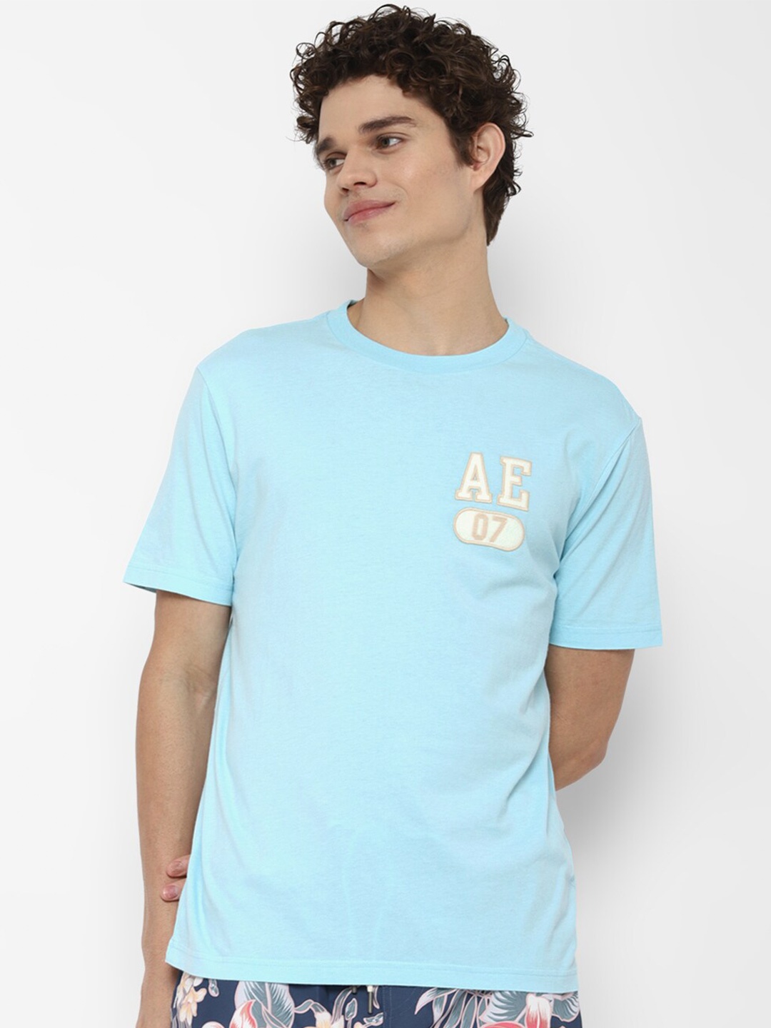 

AMERICAN EAGLE OUTFITTERS Men Blue Typography Printed Regular Fit T-shirt