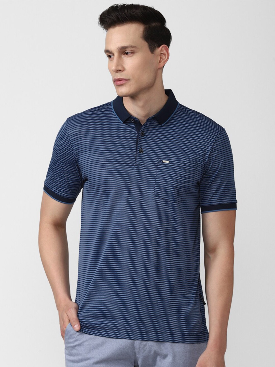 

Van Heusen Men Blue Mandarin Collar T-shirt