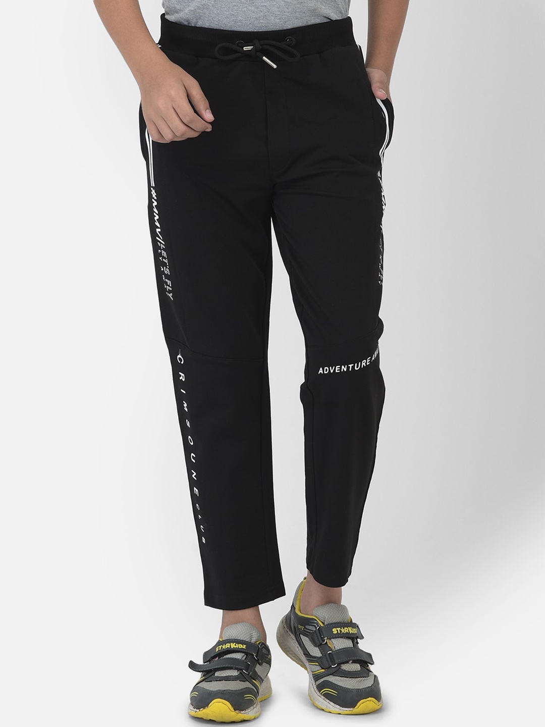 

Crimsoune Club Boys Black Solid Slim-Fit Track Pant