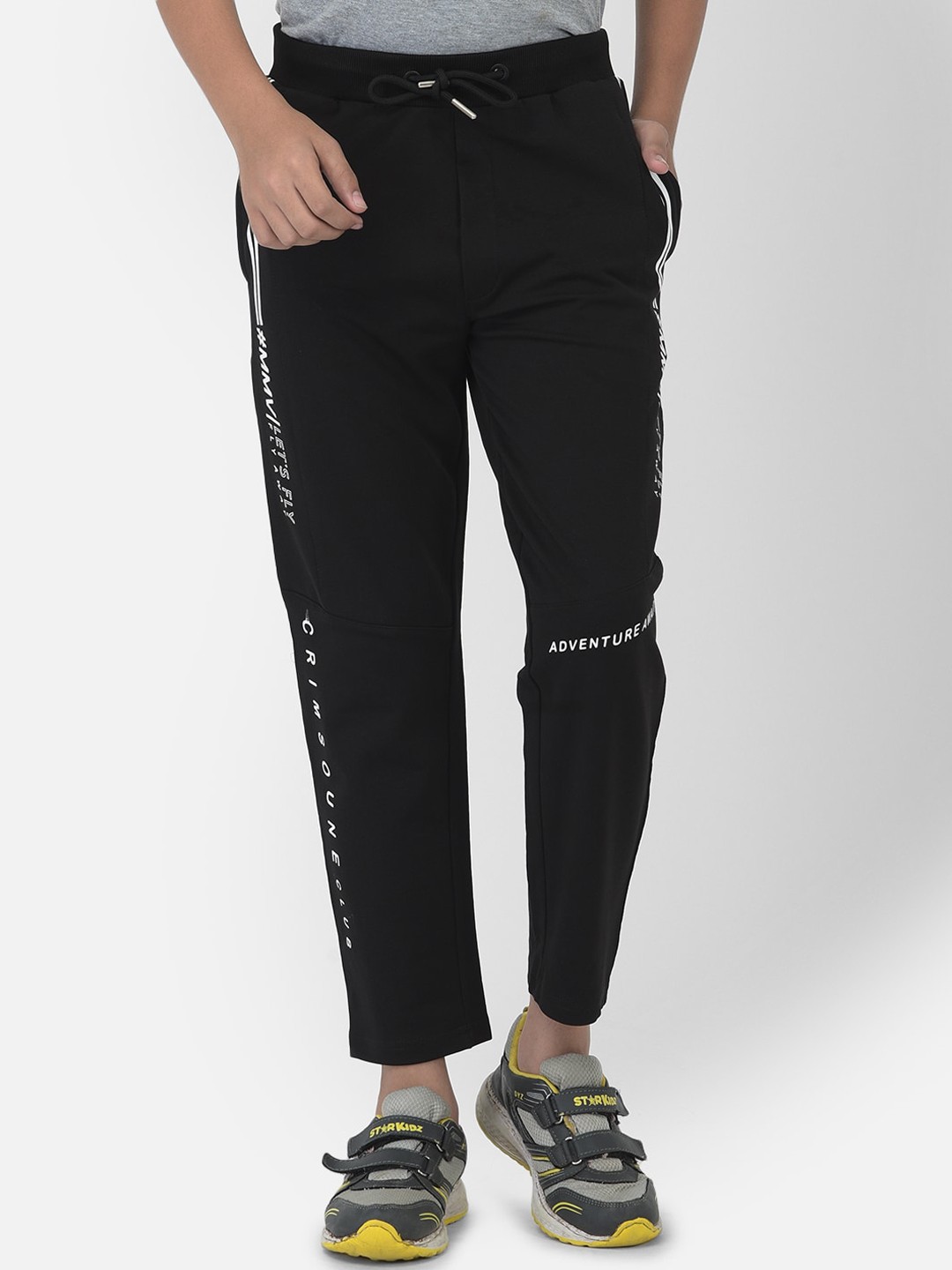 

Crimsoune Club Boys Black Solid Slim Fit Track Pants