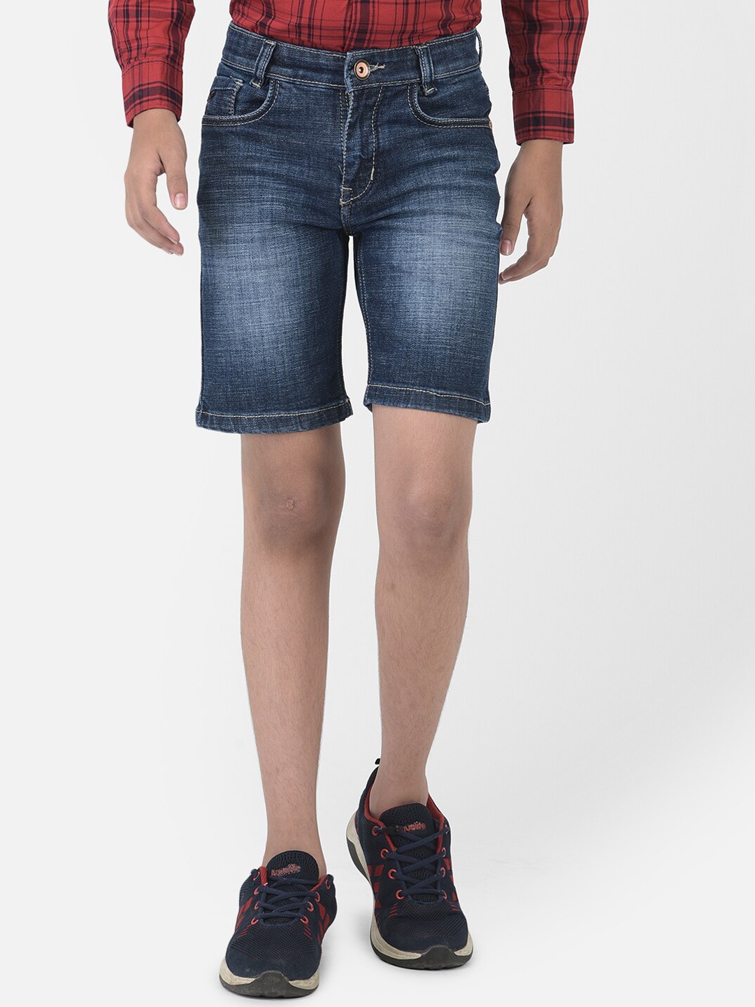 

Crimsoune Club Boys Blue Washed Slim Fit Outdoor Denim Shorts