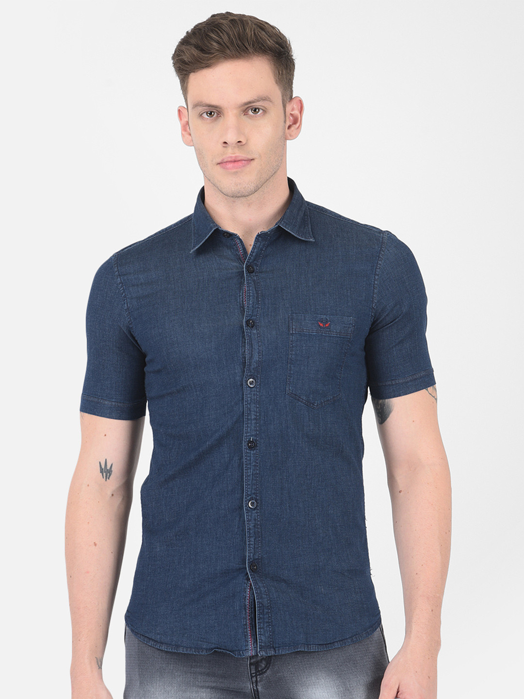 

Crimsoune Club Men Navy Blue Solid Slim Fit Denim Casual Shirt