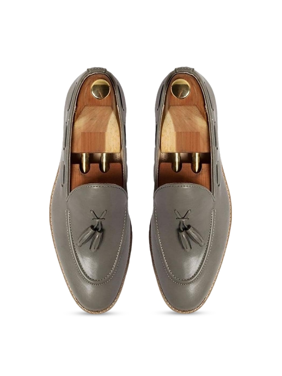 

GRIFFIN Men Grey Leather Loafers