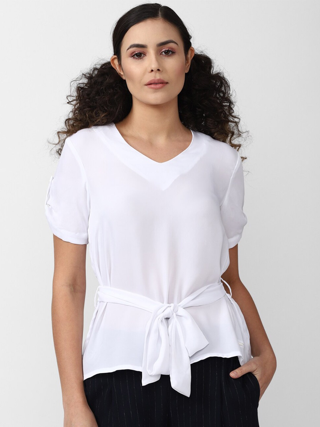 

Van Heusen Woman White Roll-Up Sleeves Cinched Waist Top