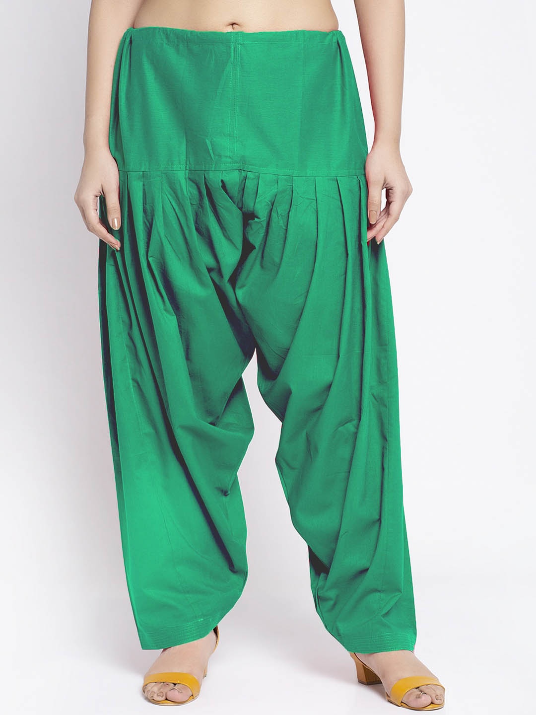 

Jinfo Women Green Solid Pure Cotton Loose Fit Salwar