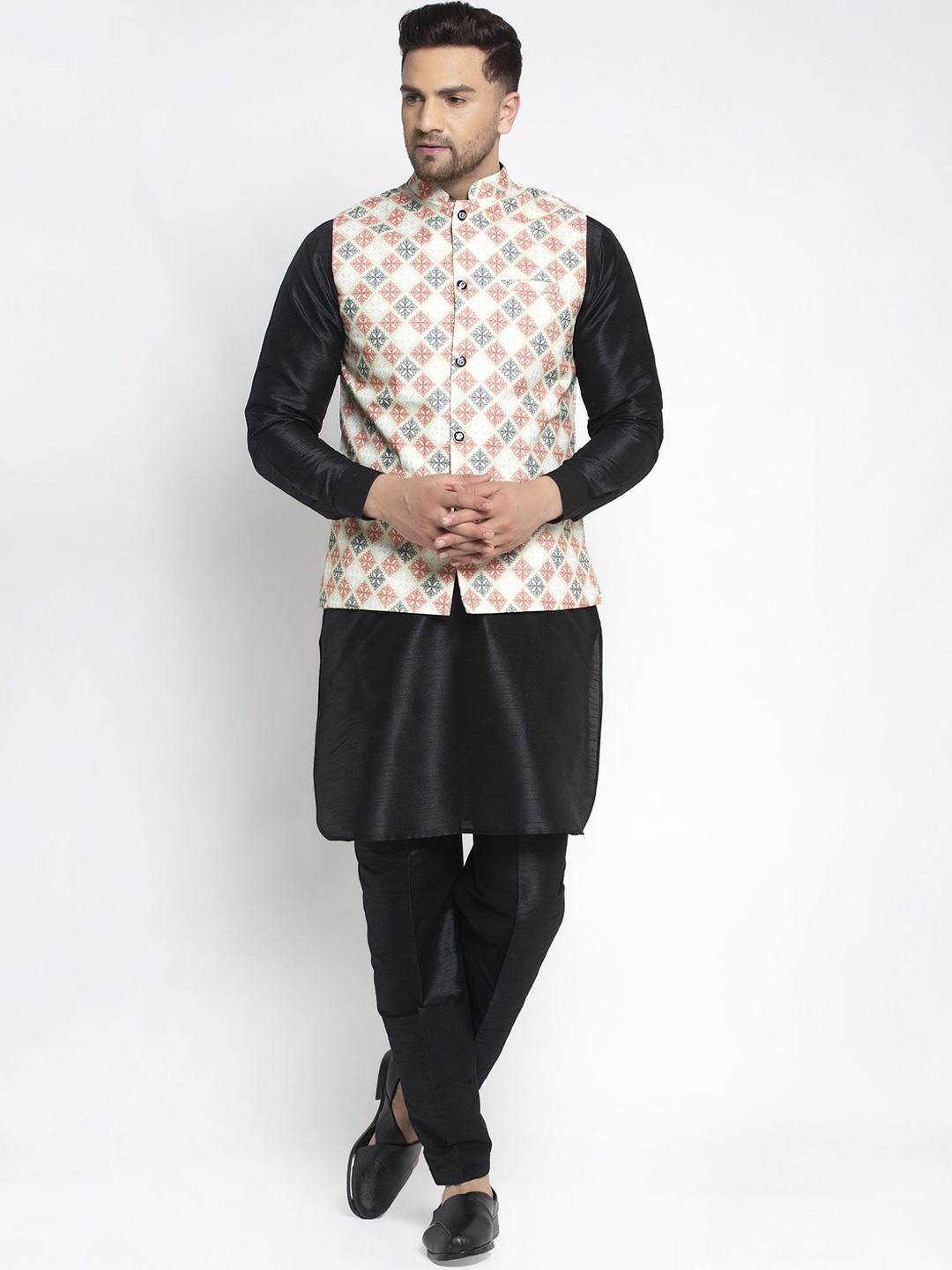 

Kaifoo Men Black Floral Kurta With Dhoti Pants