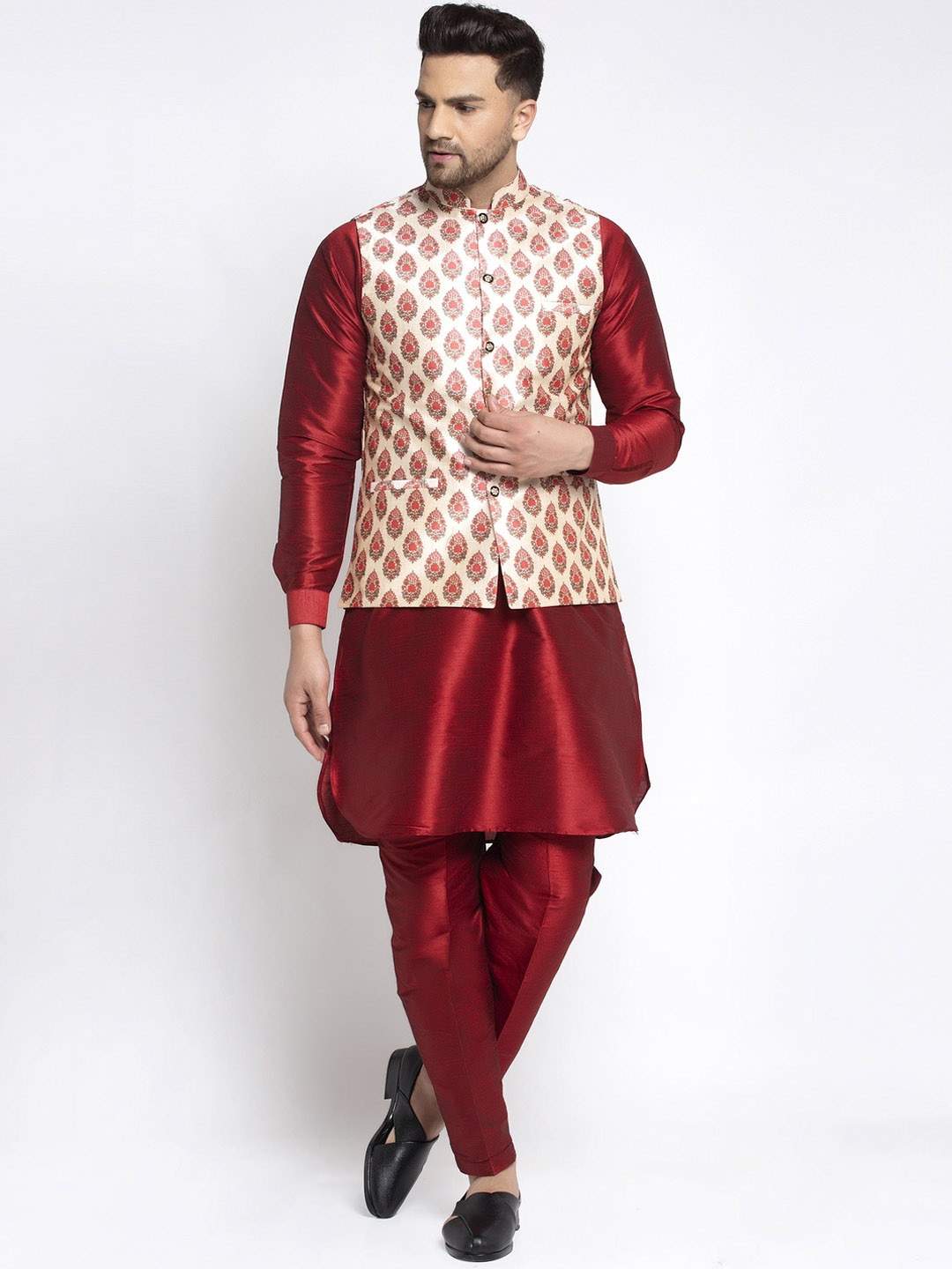 

Kaifoo Men Maroon Ethnic Motifs Kurta with Dhoti Pants