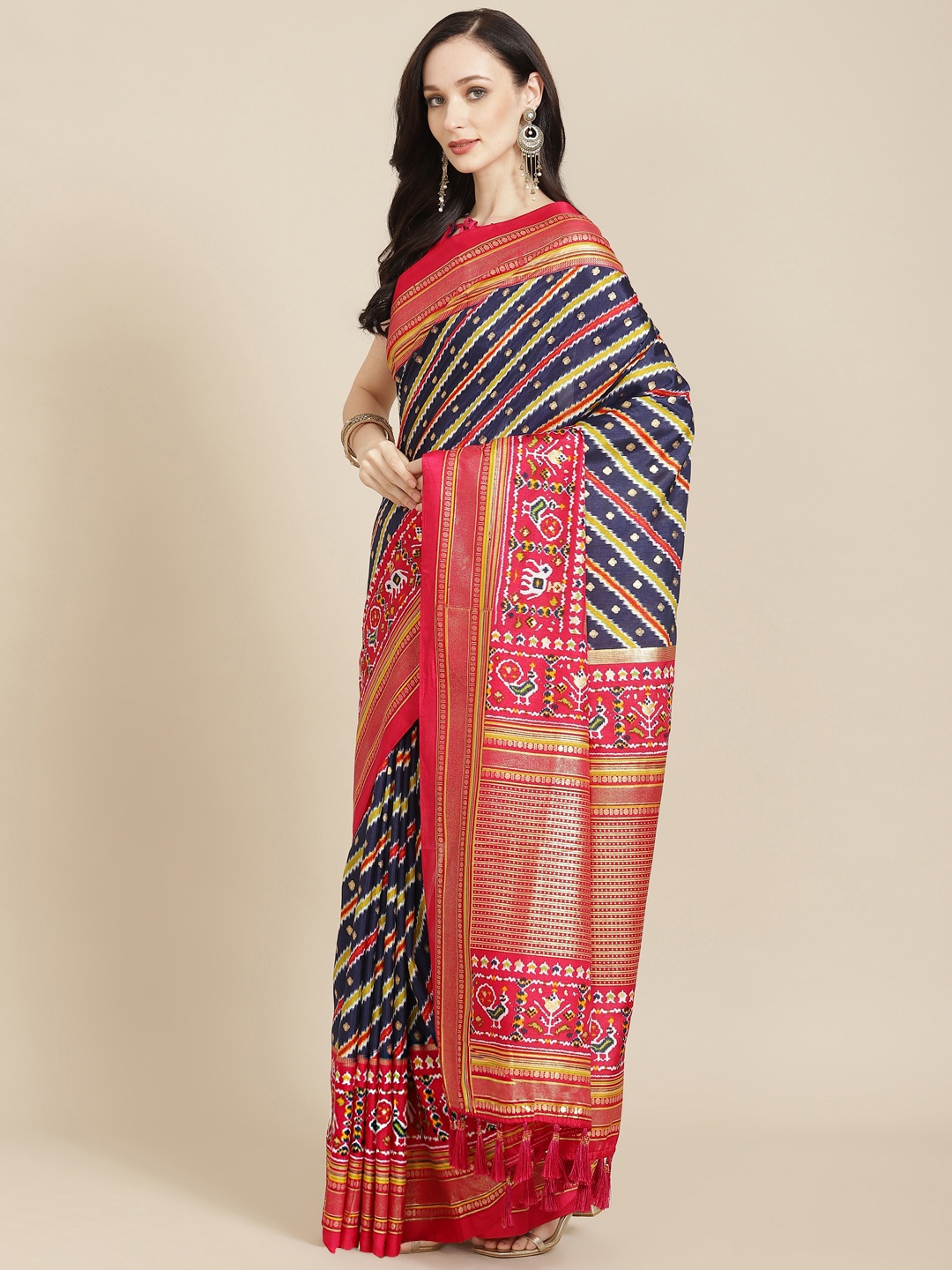 

SHANGRILA Navy Blue & Red Ethnic Motifs Art Silk Patola Saree