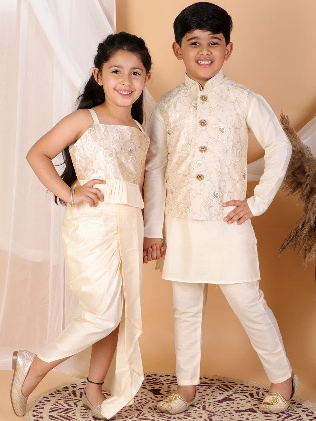 

VASTRAMAY Boys Cream-Coloured Sequinned Kurta & Pyjamas with Nehru Jacket