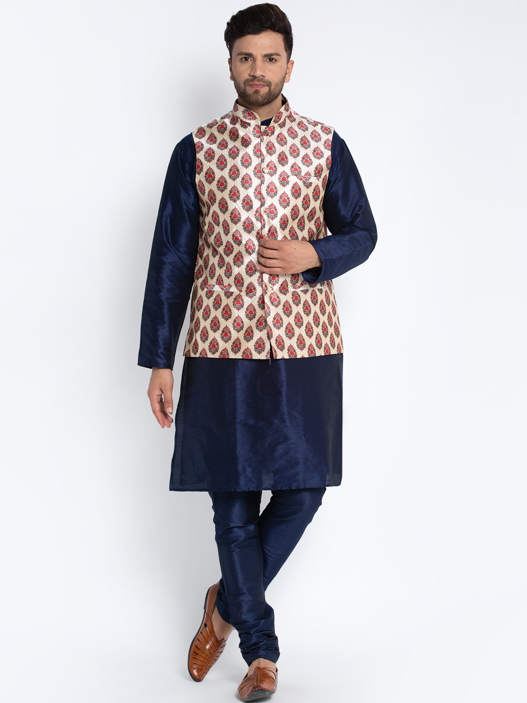 

Benstoke Men Navy Blue Dupion Silk Kurta with Churidar