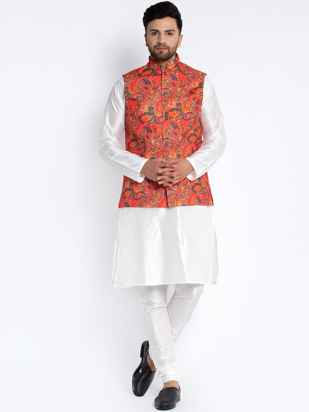 

Benstoke Men White Dupion Silk Kurta with Pyjamas