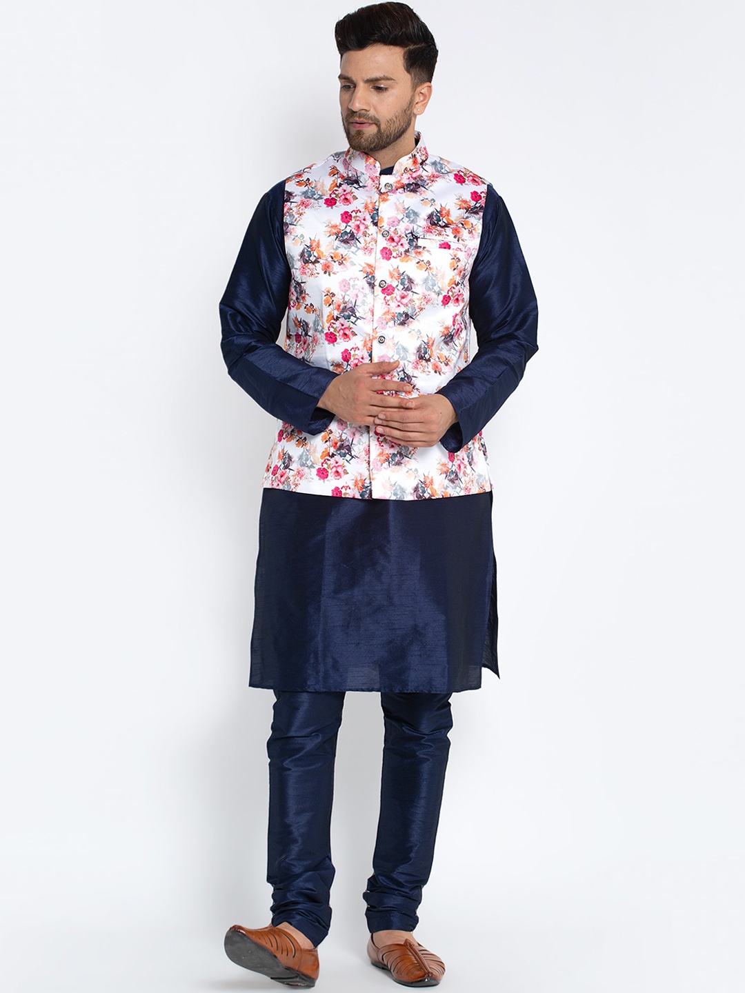 

Benstoke Men Navy Blue Dupion Silk Kurta with Churidar