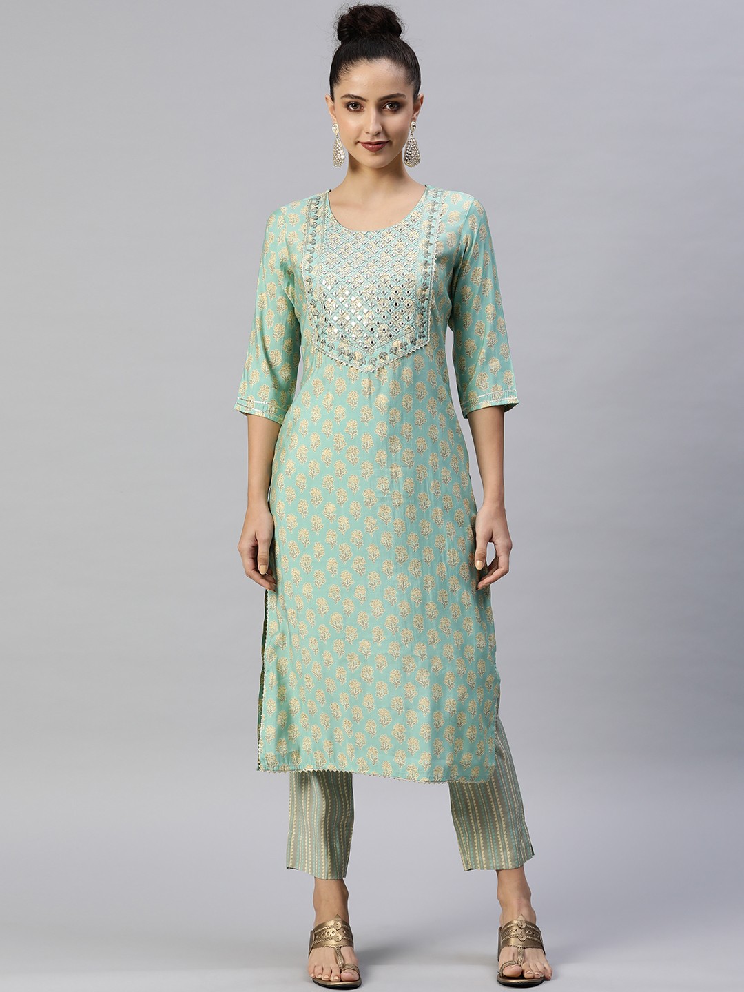 

Readiprint Fashions Women Green Floral Gotta Patti Kurta with Trousers