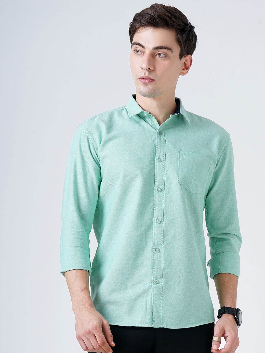 

SORATIA Men Green Slim Fit Casual Shirt