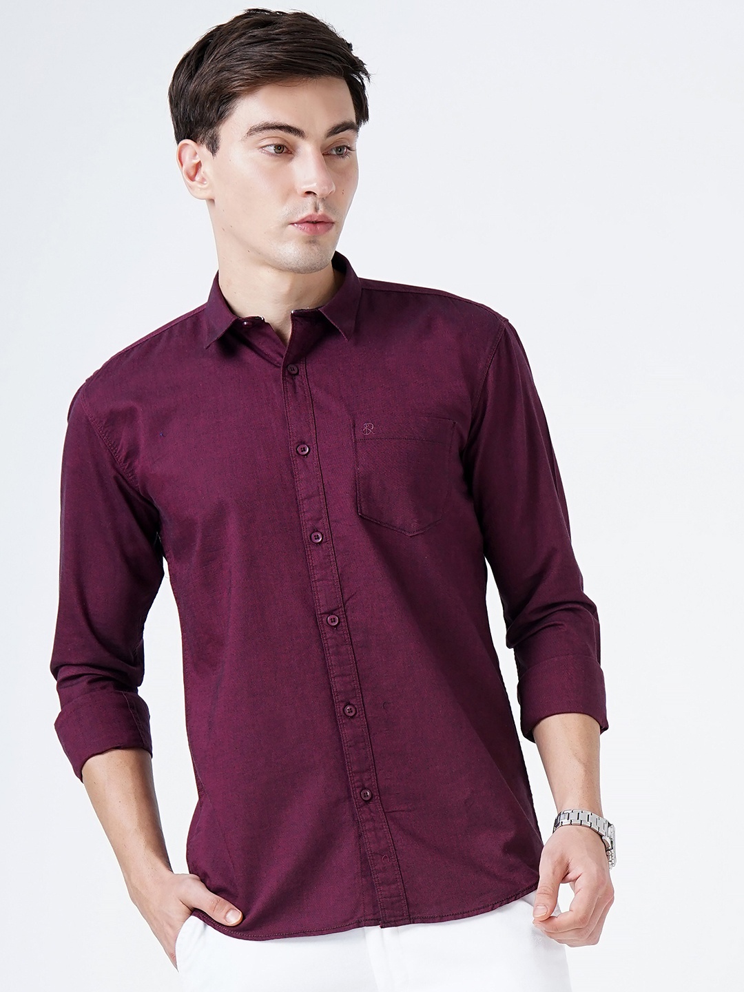 

SORATIA Men Magenta Slim Fit Casual Shirt
