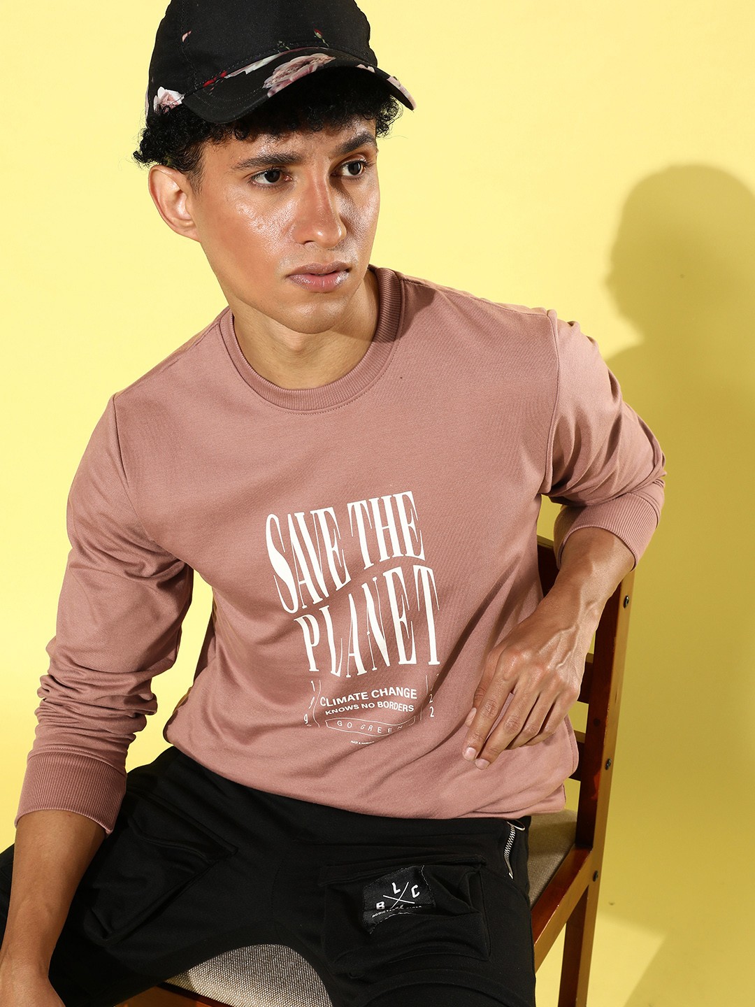 

M&H Easy Men Mauve Printed Sweatshirt
