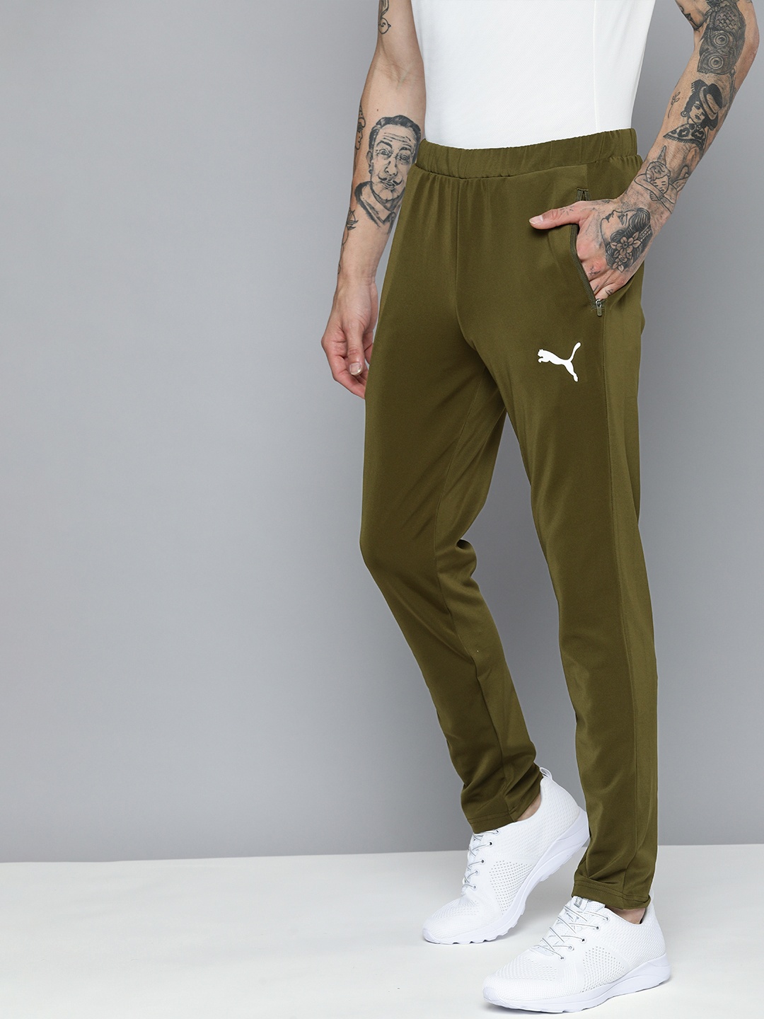 

one8 x PUMA Solid Slim Fit Virat Kohli dryCELL Knitted Track Pants, Olive