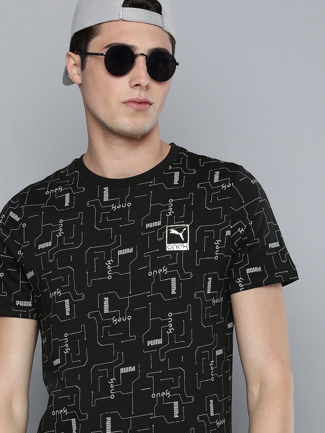one8 x PUMA Men Brand Logo Printed Pure Cotton Slim Fit T-shirt, Black