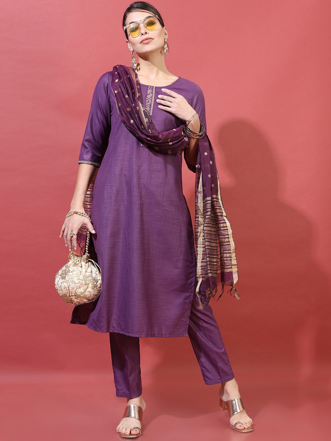 

Vishudh Women Purple Ethnic Straight Kurta with Trousers & With Dupatta