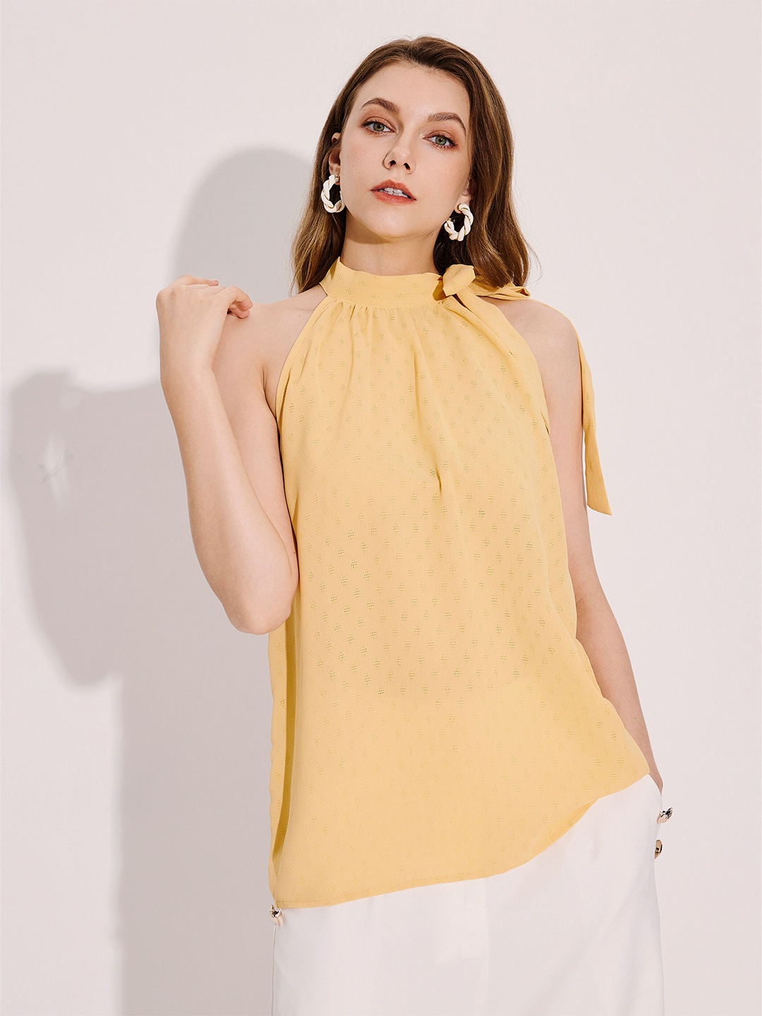 

URBANIC Yellow & apricot gelato Styled Back Top
