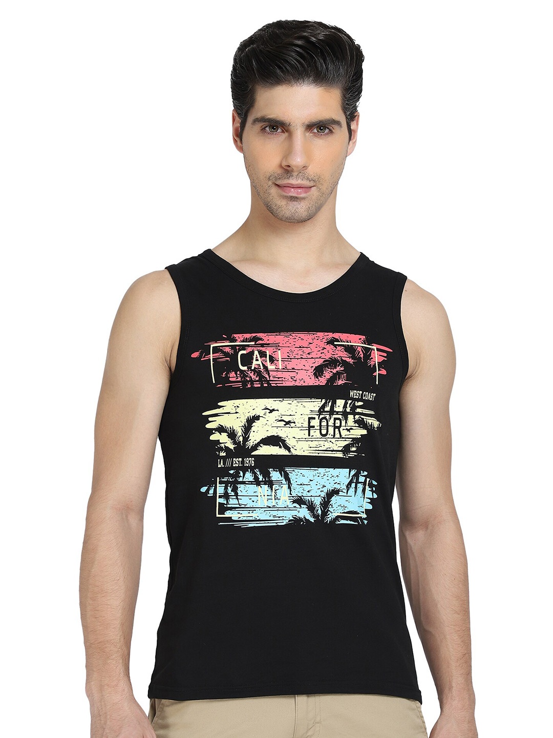 

DYCA Men Black & french middle red purple Printed Tropical Raw Edge T-shirt
