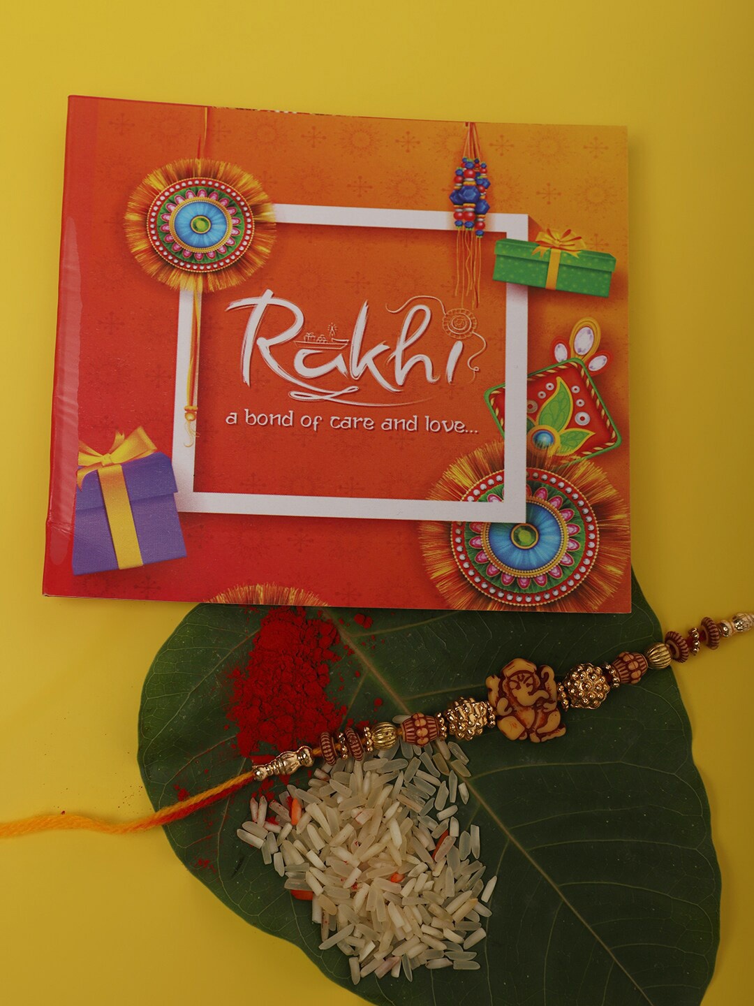 

YouBella Men Gold-Toned Brown Beaded Rakhi