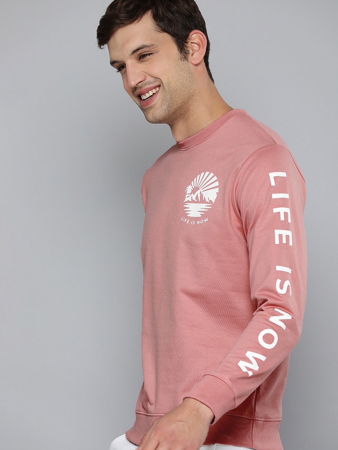 

Mast & Harbour Men Pink Graphic Printed Sweatshirt