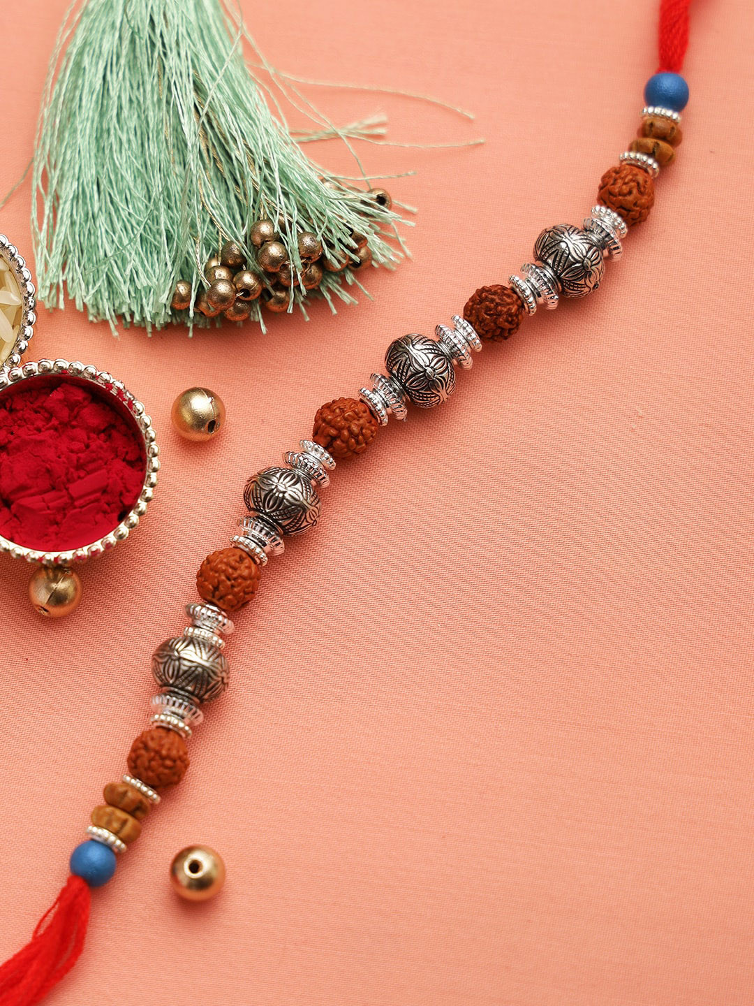 

Aapno Rajasthan Adults Unisex Silver-Toned & Brown Rudraksh Beads Rakhi